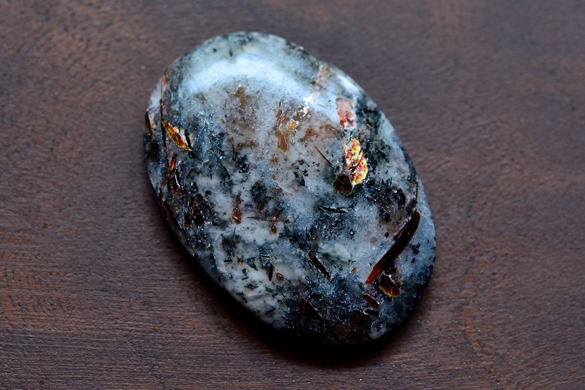 アストロフィライト)【3】天然石ルース・カボション（26×18mm）