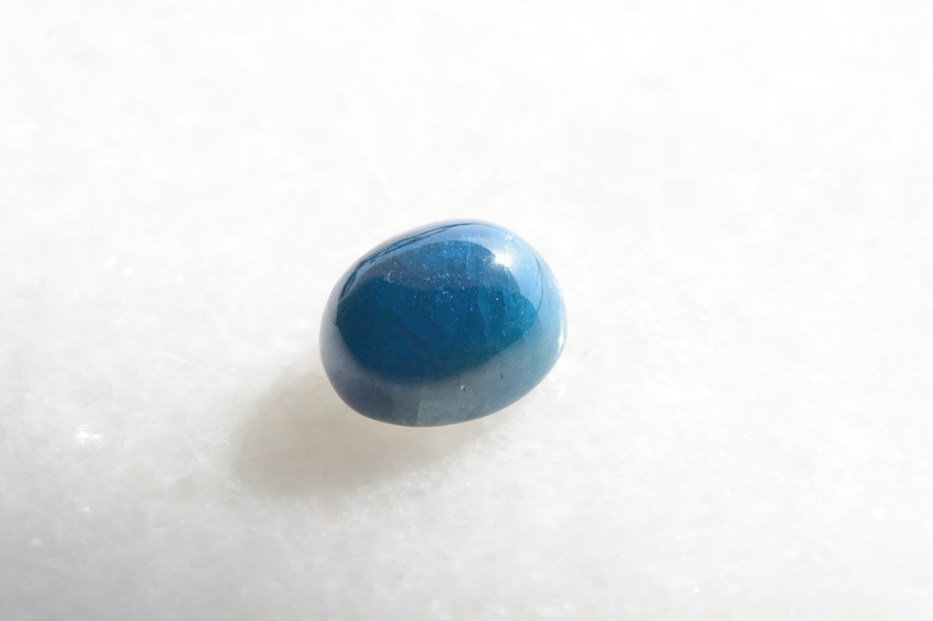 ブルーアパタイト キャッツアイ【9】天然石ルース・カボション（15×12.5mm）