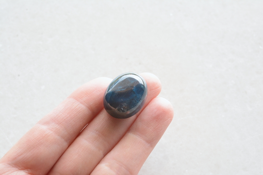 ブルーアパタイト キャッツアイ【15】天然石ルース・カボション（22×17.5mm）