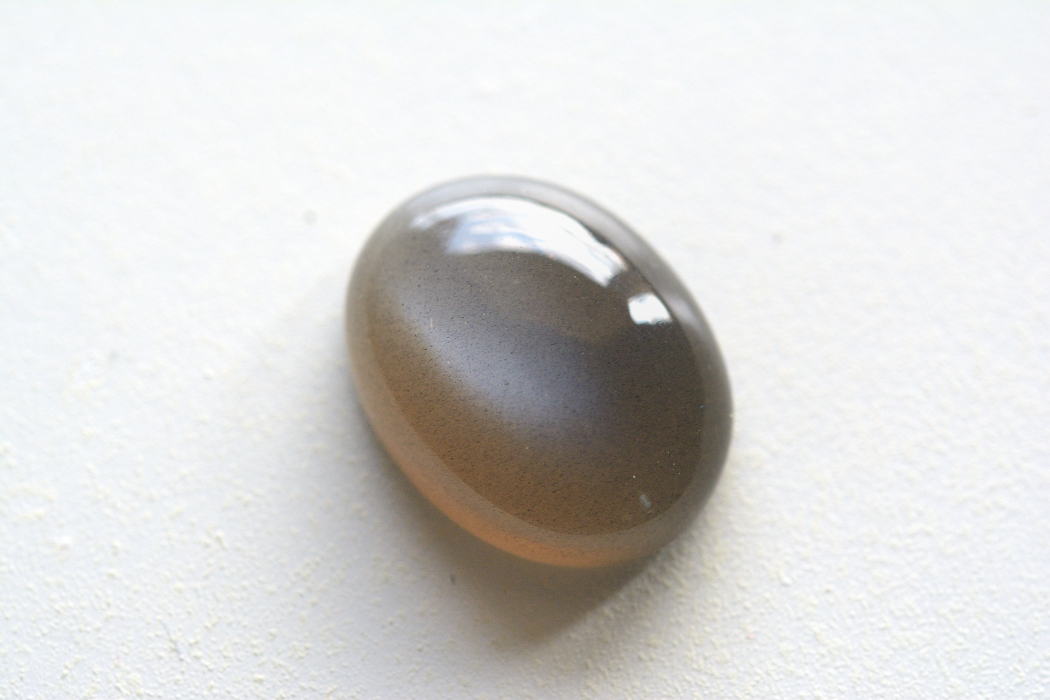 ブラックムーンストーン (スター) 【4】天然石ルース・カボション（18.5×14.5mm）