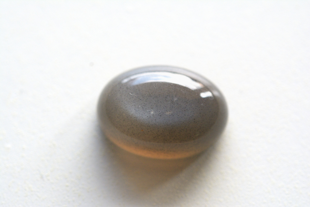 ブラックムーンストーン (キャッツアイ) 【10】天然石ルース・カボション（19×13.5mm）