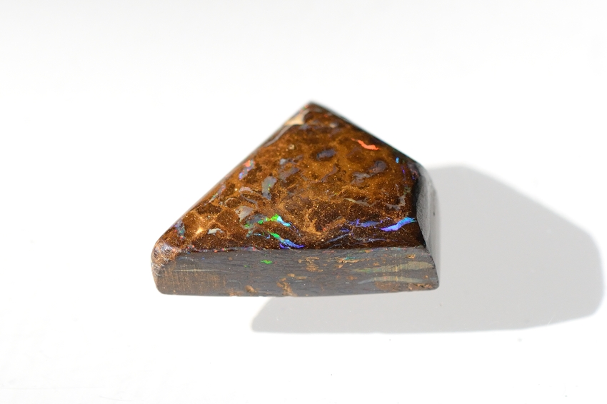 ボルダーオパール【22】天然石ルース・カボション（22×17.5mm）