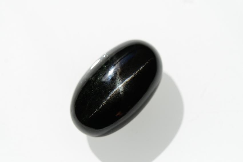 ブラックスター【1】天然石ルース・カボション　（30.5×18.5mm）