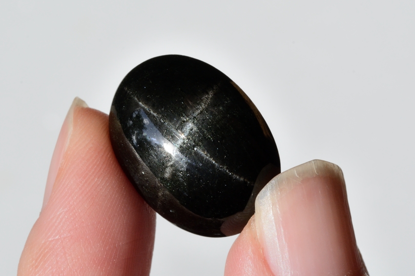 ブラックスター【4】天然石ルース・カボション　（19.5×14.5mm）