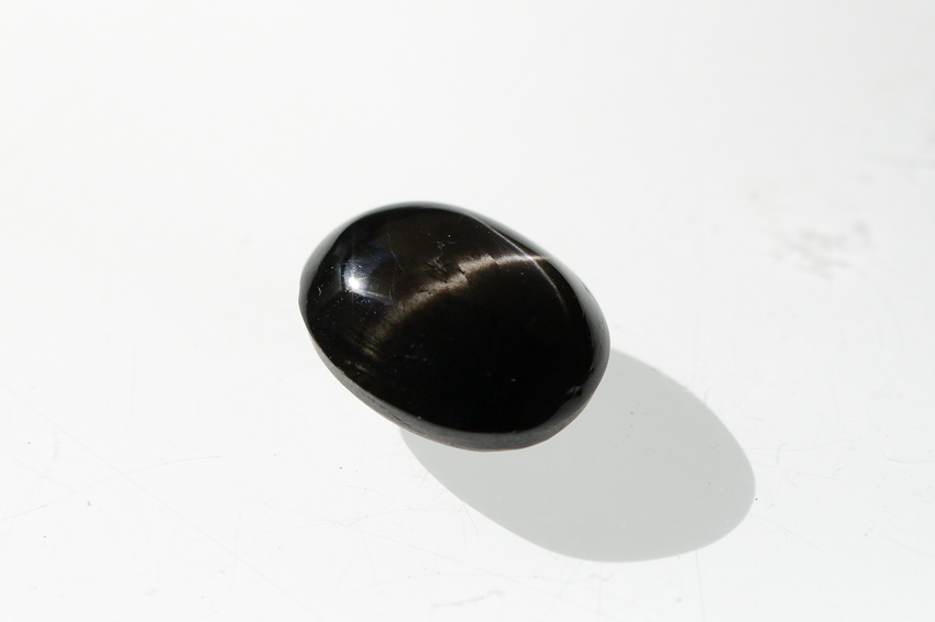 ブラックスター【9】天然石ルース・カボション　（15×12mm）