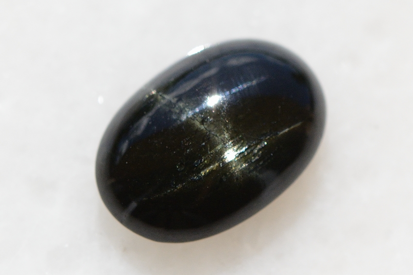 ブラックスター【17】天然石ルース・カボション　（20×13.5mm）