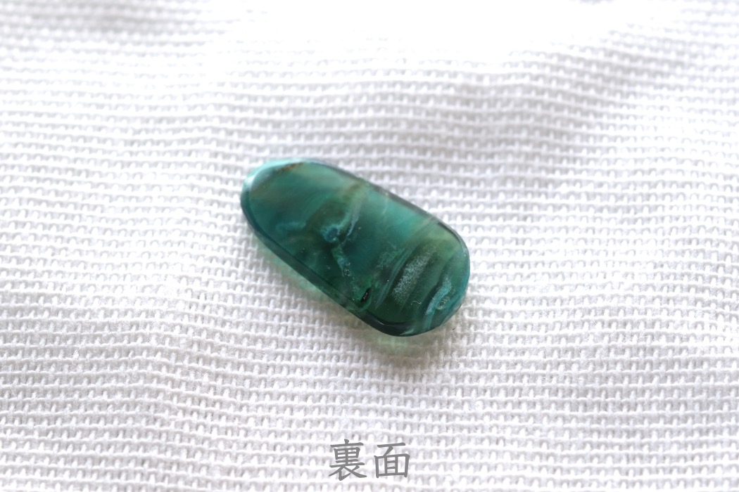 ジェムシリカ【37】天然石ルース・カボション（23.5×12mm）