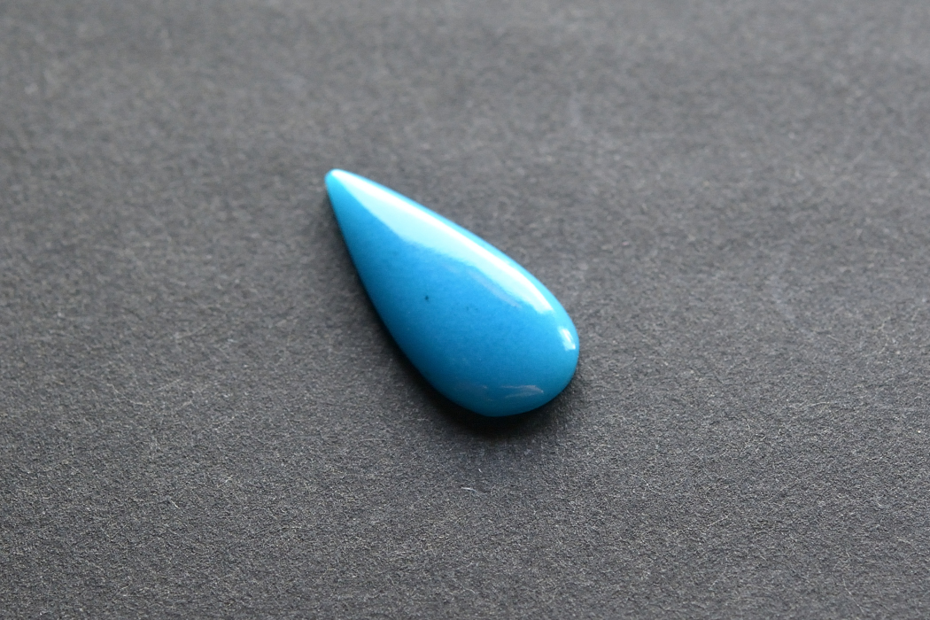 ジェムシリカ【38】天然石ルース・カボション（18.5×8.5mm）
