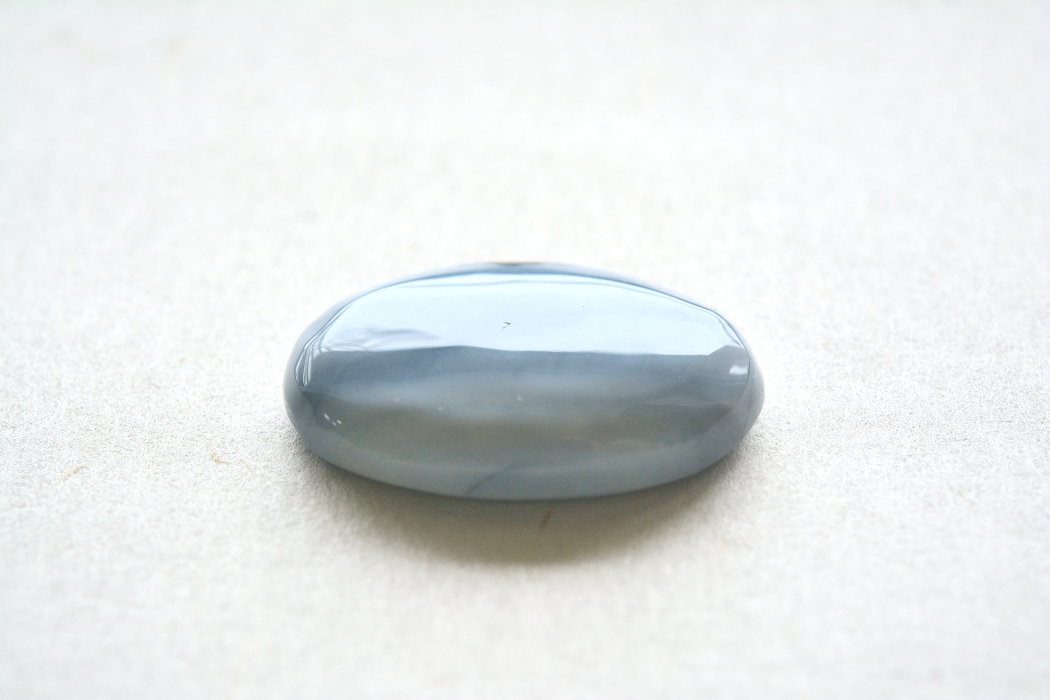 ブルーオパール（オワイヒーブルーオパール）【11】天然石ルース・カボション　（34×23.5mm）