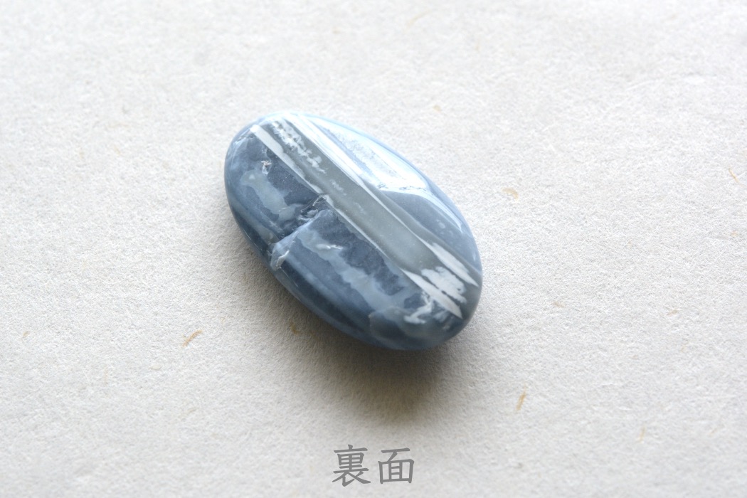 ブルーオパール（オワイヒーブルーオパール）【13】天然石ルース・カボション　（32×18mm）