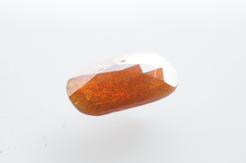 オレンジカイヤナイト【6】天然石ルース・カボション・ローズカット（17×10mm）