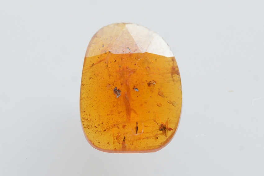 オレンジカイヤナイト【10】天然石ルース・カボション・ローズカット（11×8.5mm）