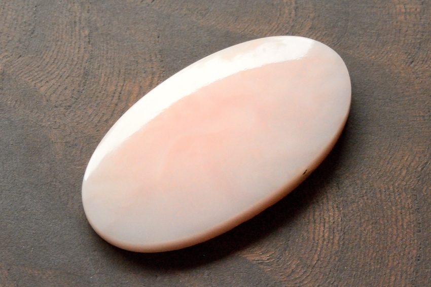 ピンクオパール【1】天然石ルース・カボション（40.5×22mm）