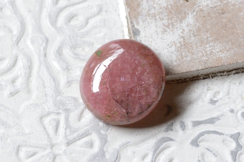 ピンクトルマリン【12】天然石ルース・カボション（16.5×16.5mm）