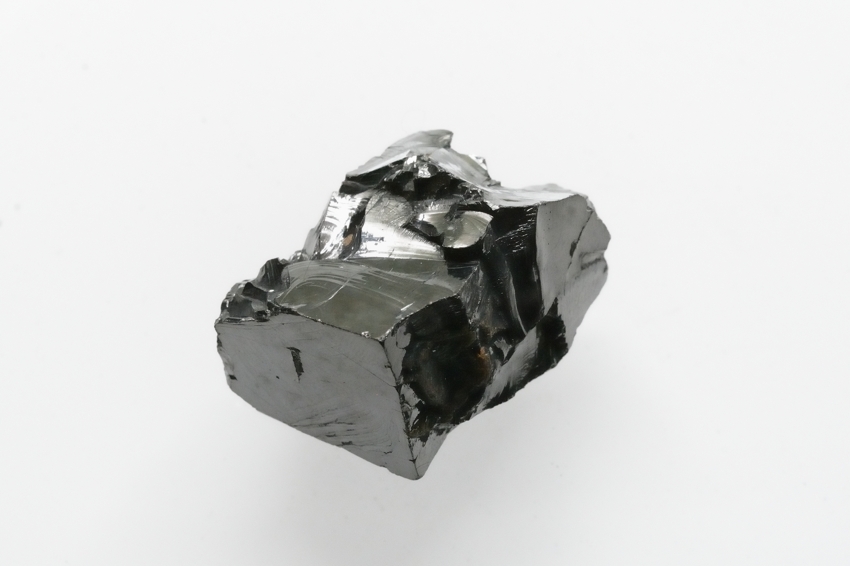 シュンガイト【14】天然石　原石（31.5×22×18.5mm）