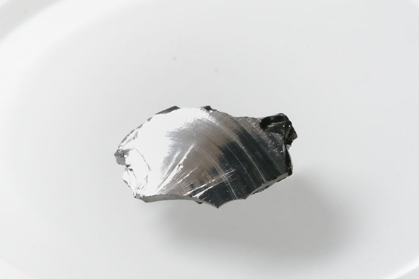 シュンガイト【17】天然石　原石（38.5×30×13.5mm）